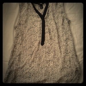 H&M Sleeveless Animal Print Blouse